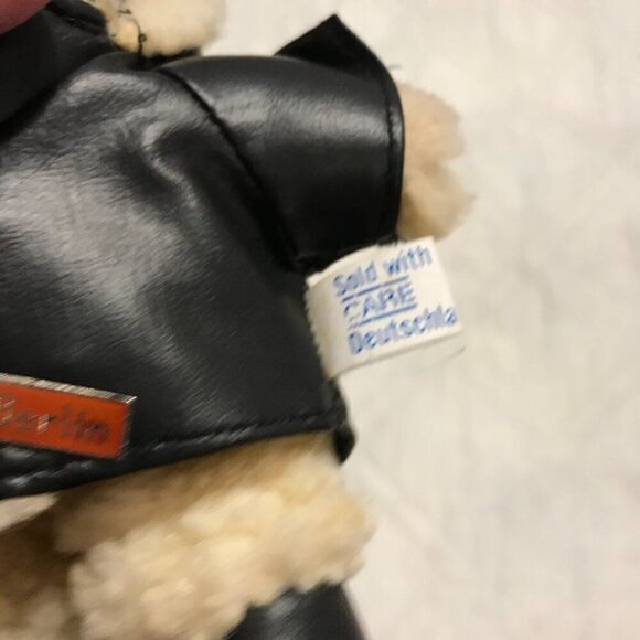 Luftbrucke Bear Pilot w/ leather coat and goggles plush - Picture 2 of 6
